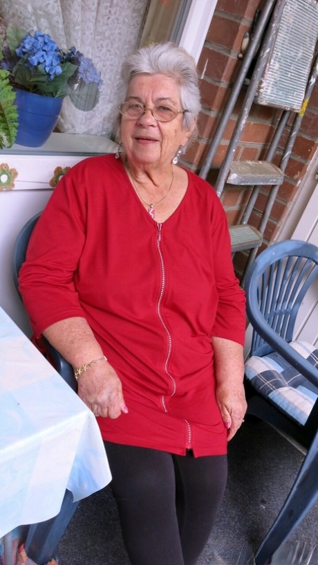 Granny Over 70 Porn Pics XXX